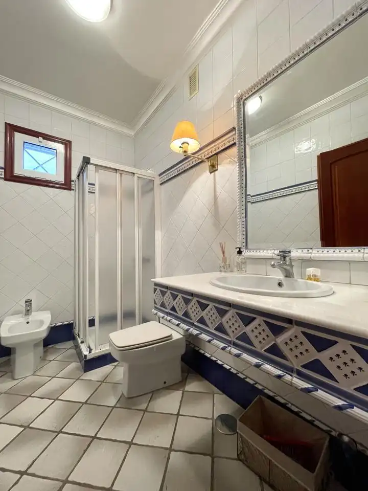 Bany de Casa o xalet en venda en Las Palmas de Gran Canaria amb Jardí privat, Terrassa i Piscina