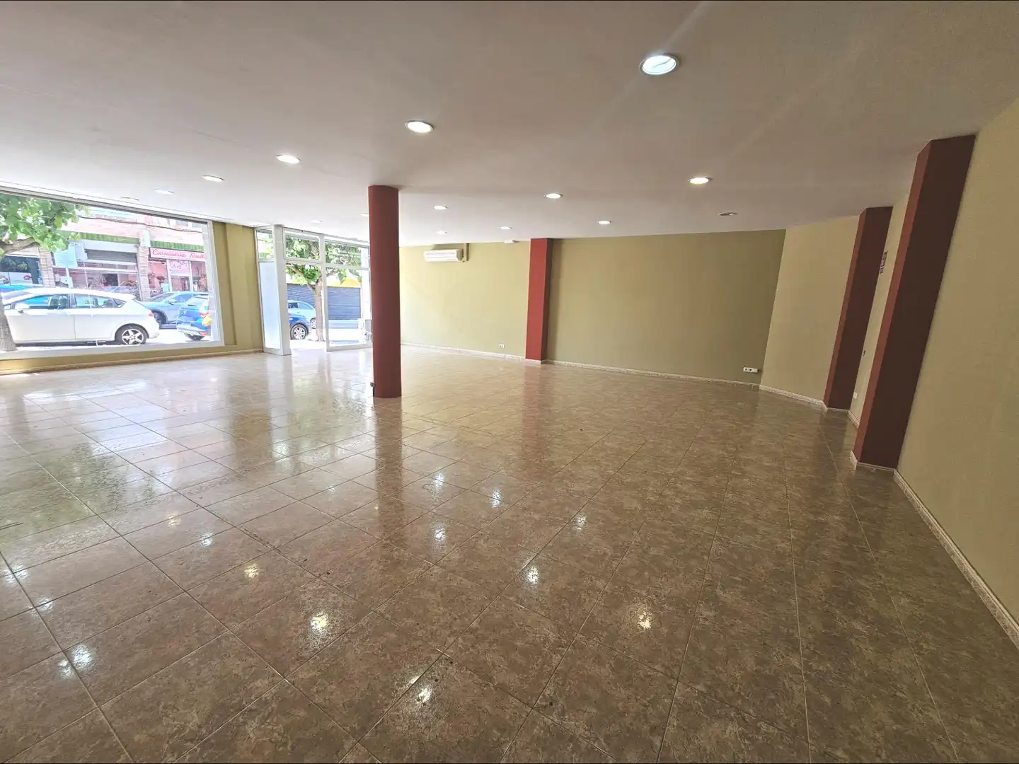 Local commercial à louer à Hostalric, imagen 4