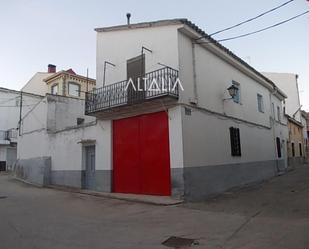 Vista exterior de Casa o xalet en venda en Fuentes