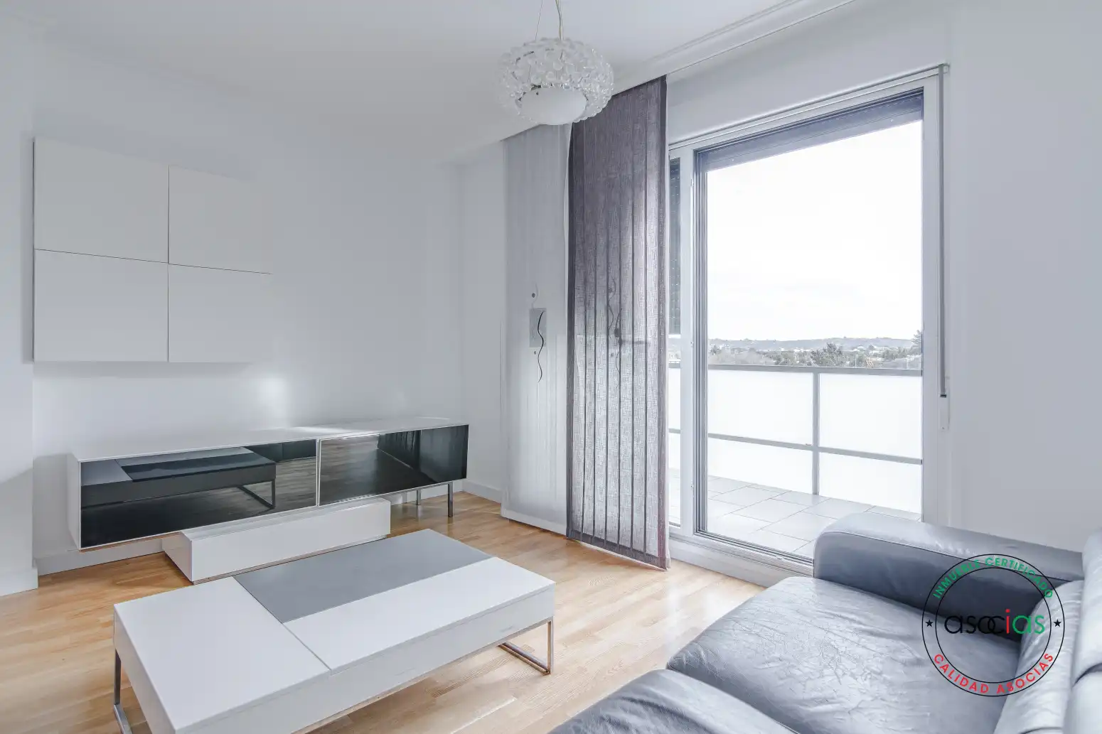 Living room of Flat for sale in Gijón   with Heating, Terrace and Storage room