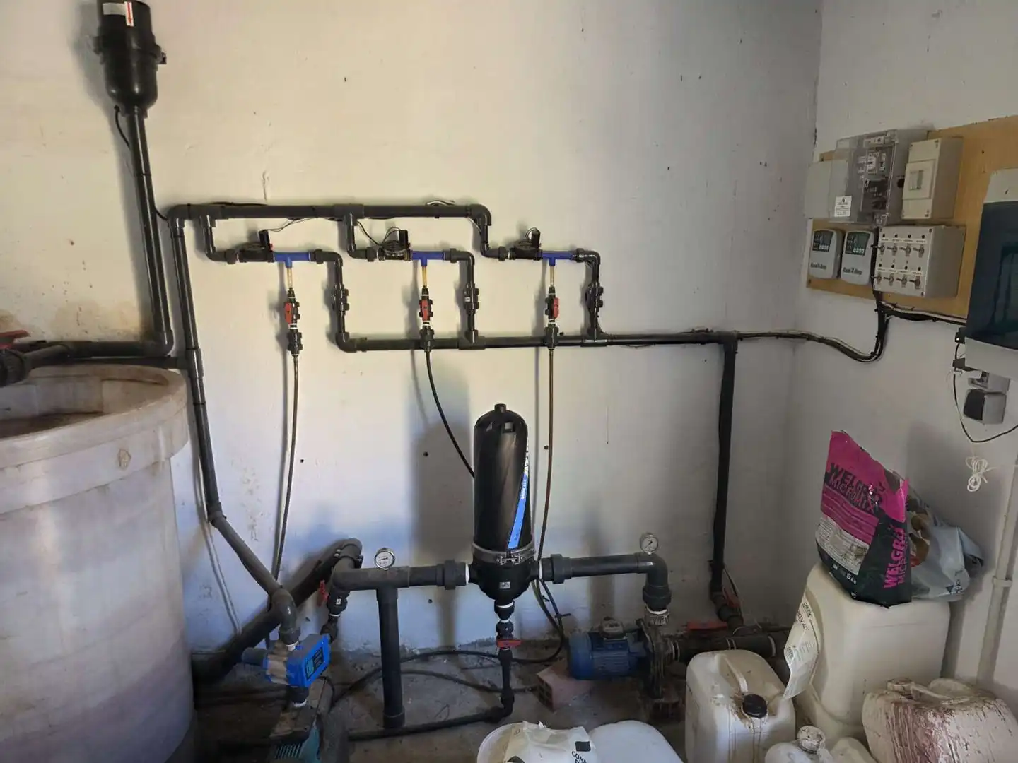 Finca rústica en venta en Benamocarra con Terraza y Piscina