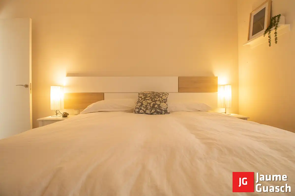 Schlafzimmer von Dachboden zum Verkauf in Torredembarra mit Klimaanlage, Heizung und Terrasse