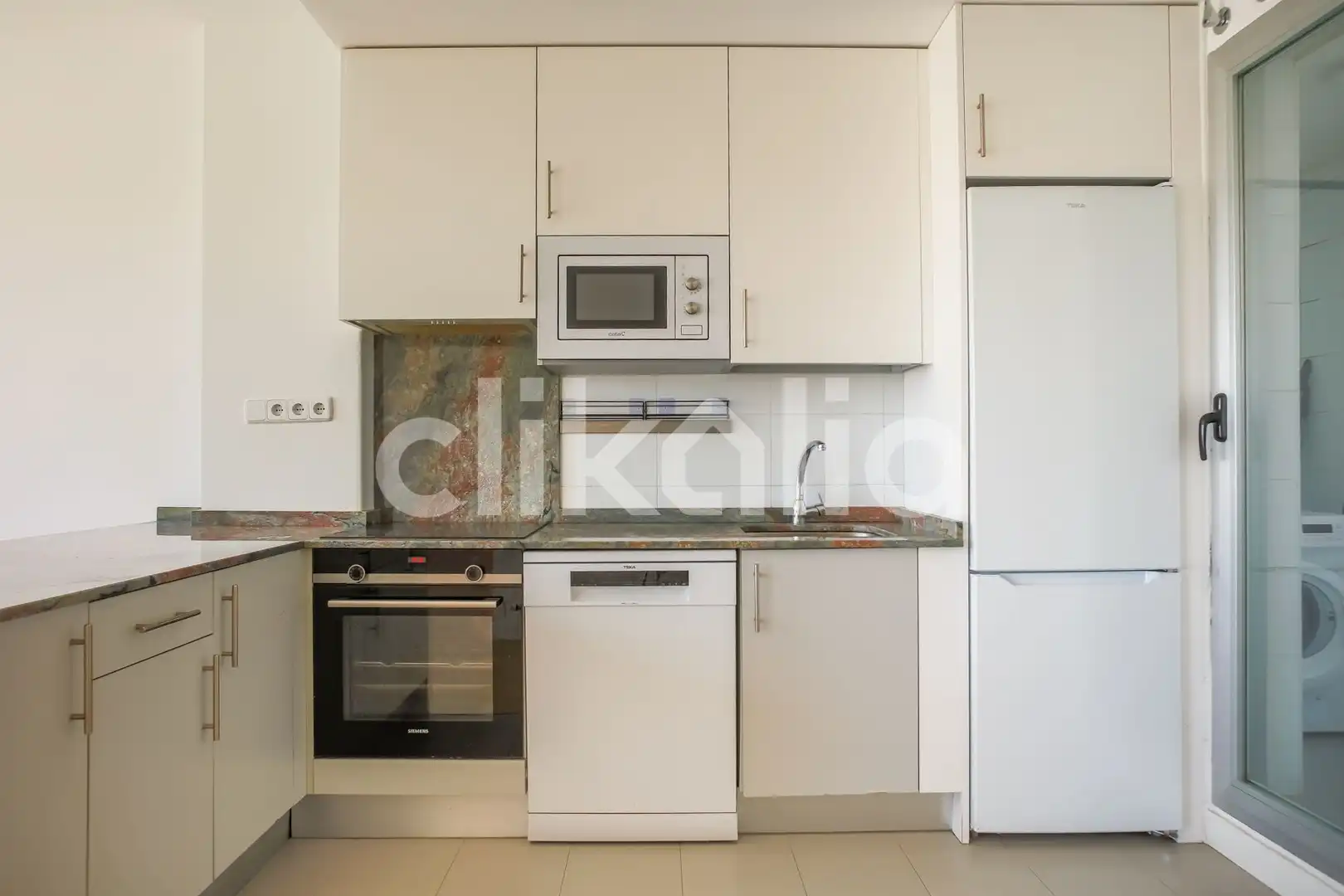 Cocina de Piso en venta en Alcorcón con Calefacción, Terraza y Trastero