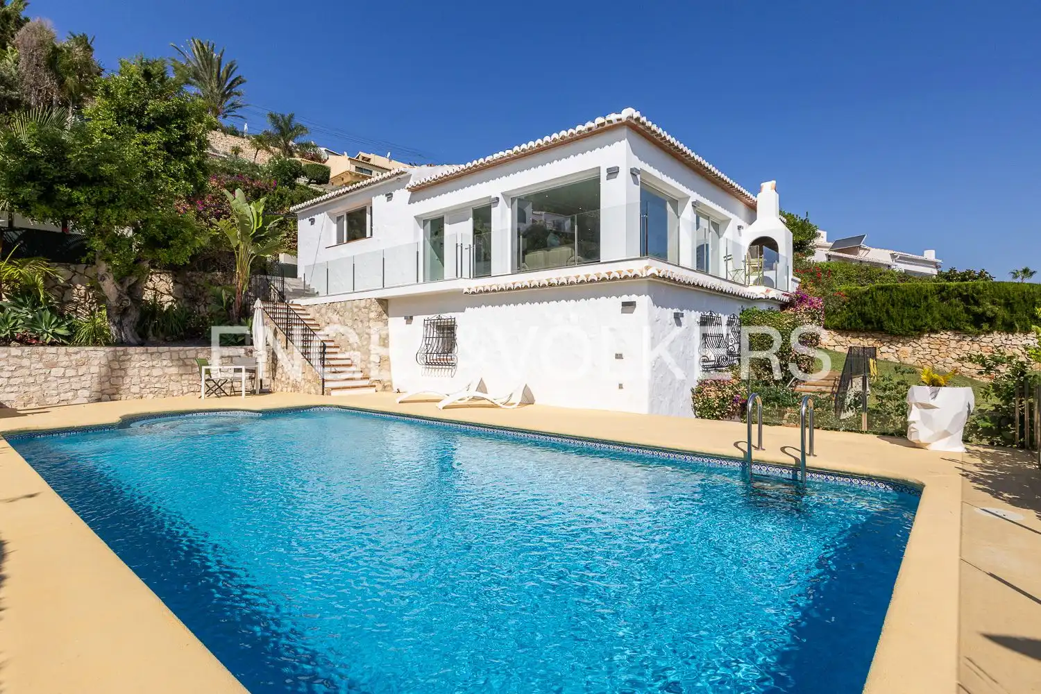 Vista exterior de Casa o xalet en venda en Jávea / Xàbia amb Aire condicionat, Calefacció i Jardí privat