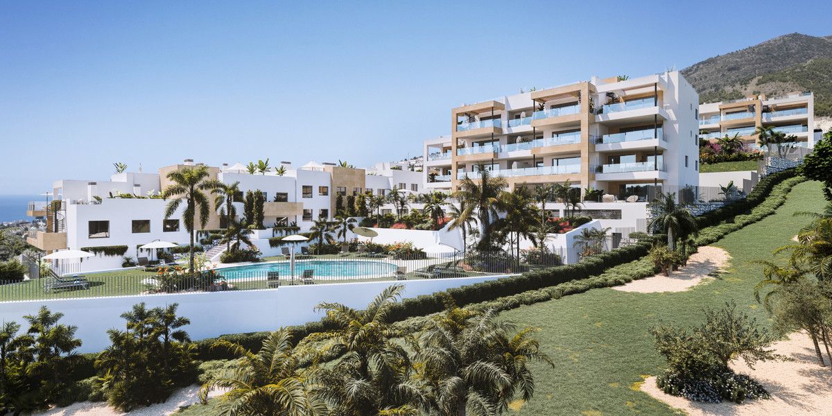 Exterior view of Attic for sale in Benalmádena  with Swimming Pool and Community pool