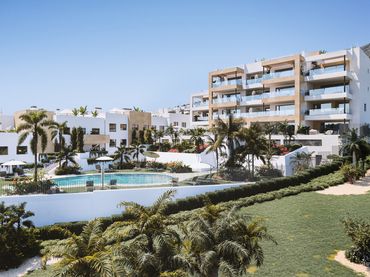 Àtic amb piscina en venda a rocas blancas
