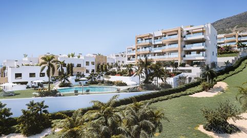 Atico en venta en Benalmádena, 2 dormitorios.