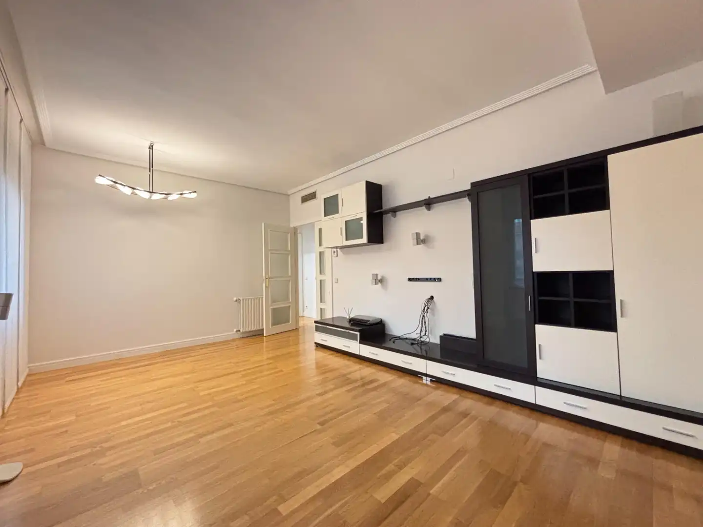 Wohnzimmer von Wohnung zur Miete in Hortaleza