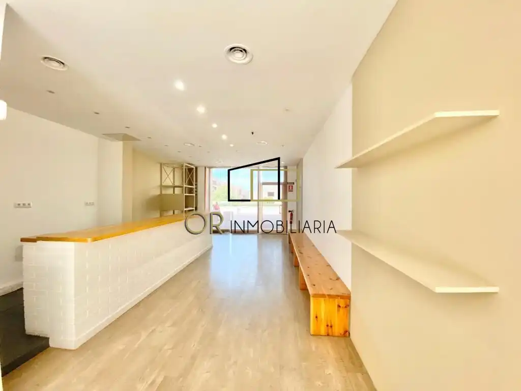 Local comercial en venta en Sant Julià, imagen 9