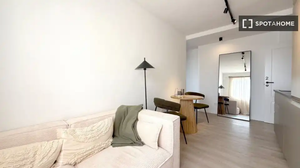 Sala de estar de Estudio para compartir en  Palma de Mallorca con Aire acondicionado, Terraza y Amueblado