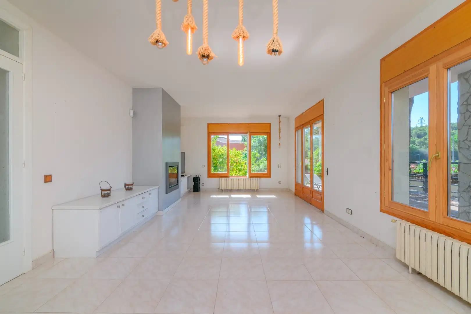 Sala de estar de Casa o chalet de alquiler en Begues con Calefacción, Jardín privado y Terraza