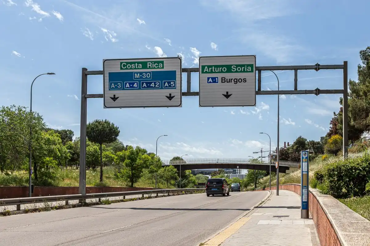 Residencial en venda a C. de Pegaso, Canillas