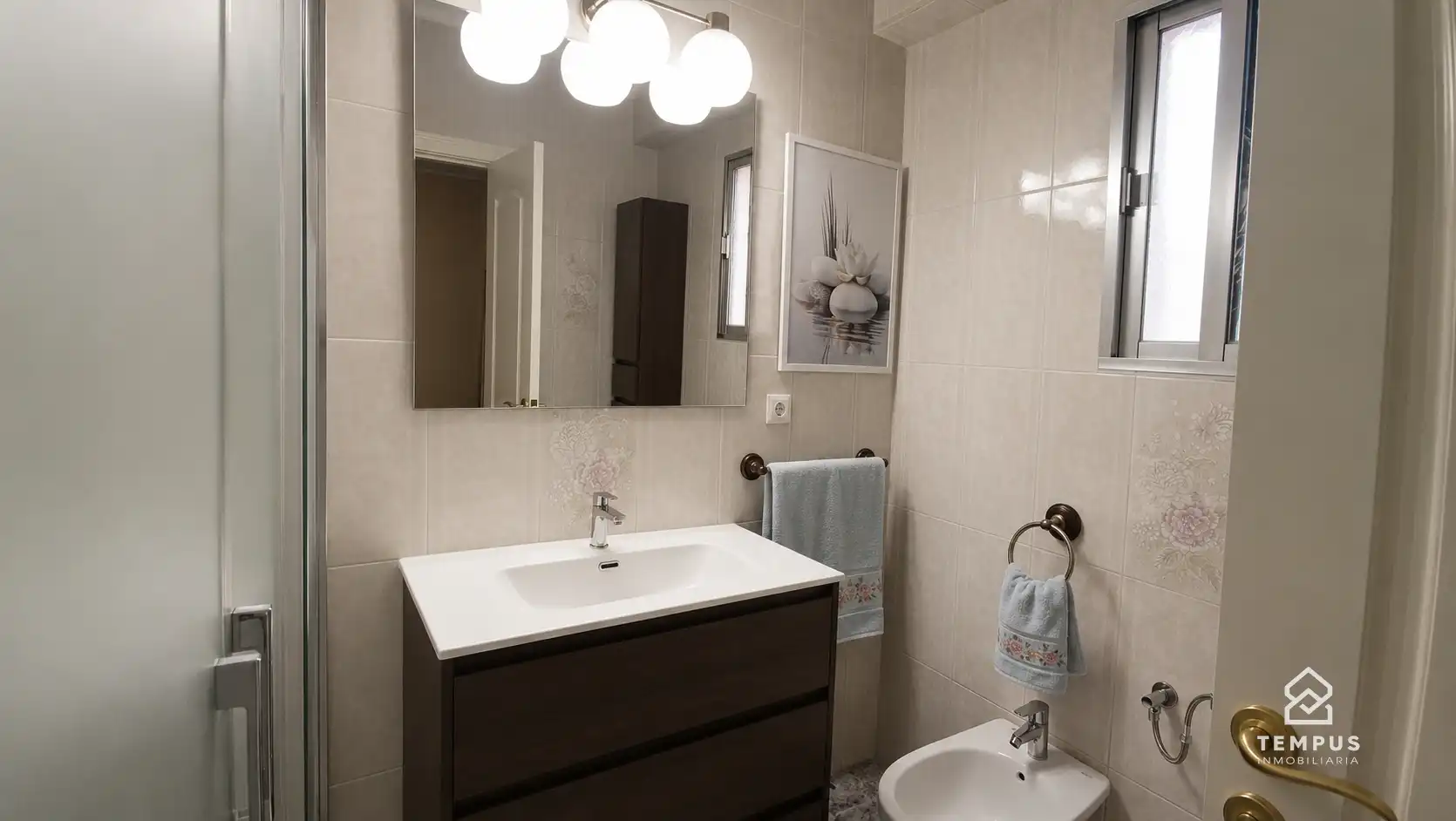Bathroom of Flat for sale in Córdoba  with Air Conditioner, Terrace and Furnished