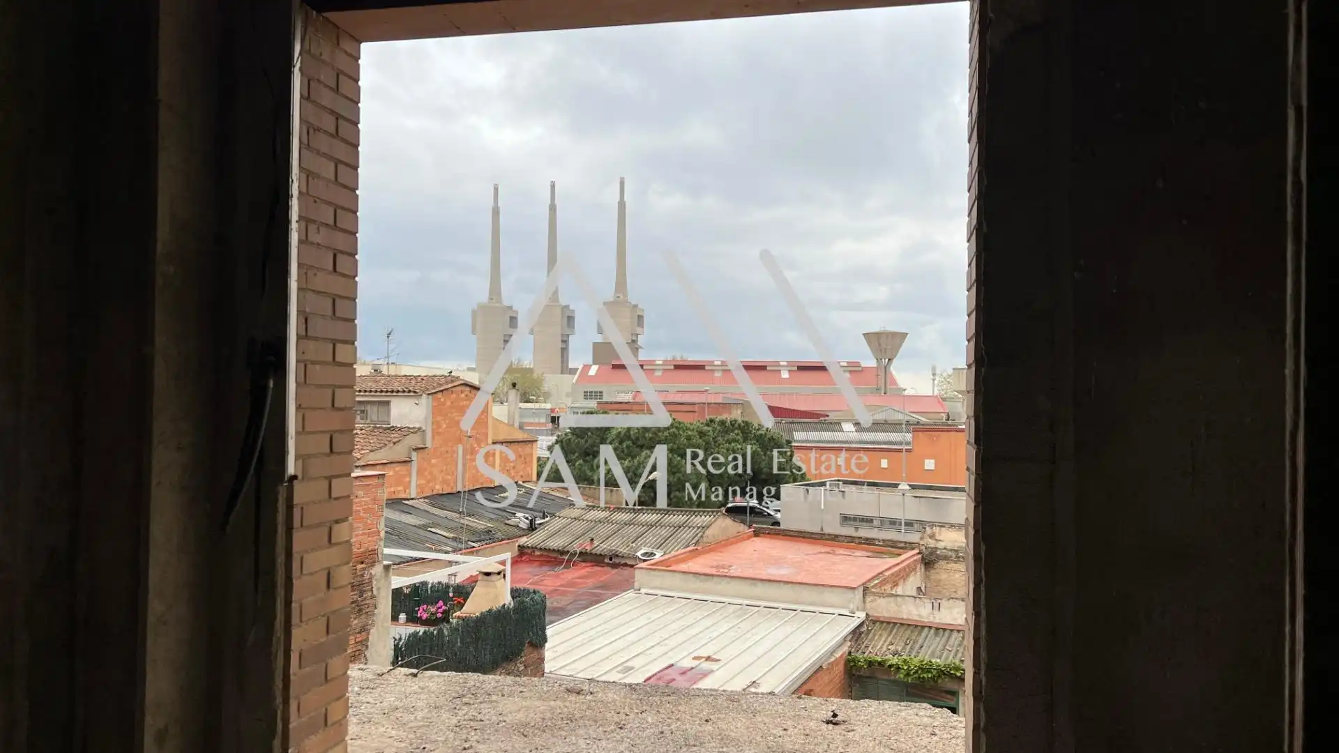 Außenansicht von Gebäude zum Verkauf in Badalona