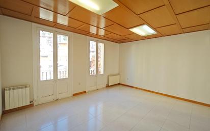 Flat for sale in Manresa  with Air Conditioner, Heating and Balcony