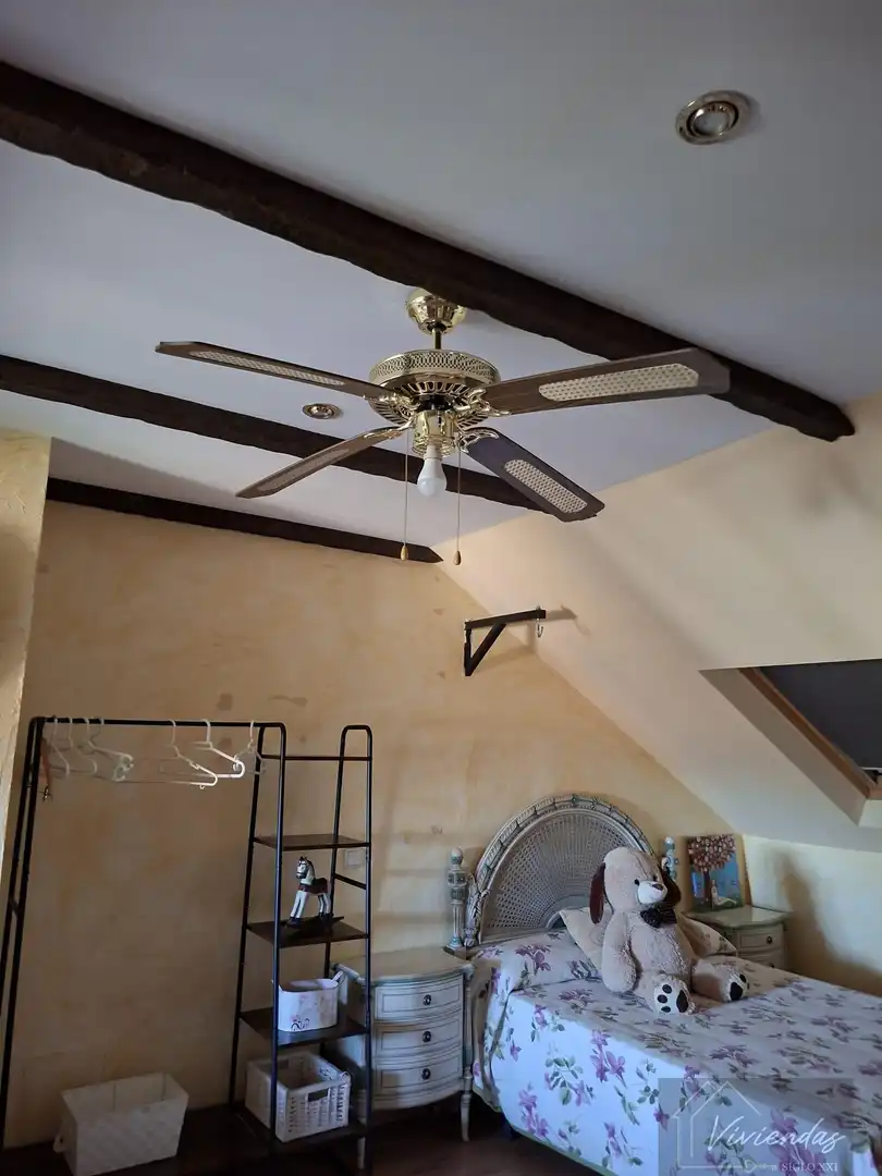 Habitación de Piso para compartir en Boadilla del Monte con Amueblado