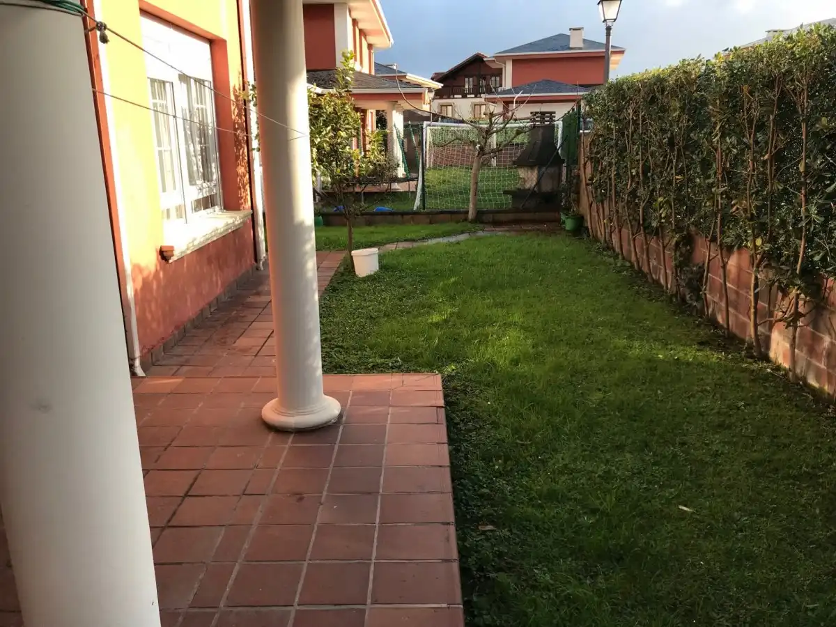 Casa o xalet de lloguer a Soto de la Marina