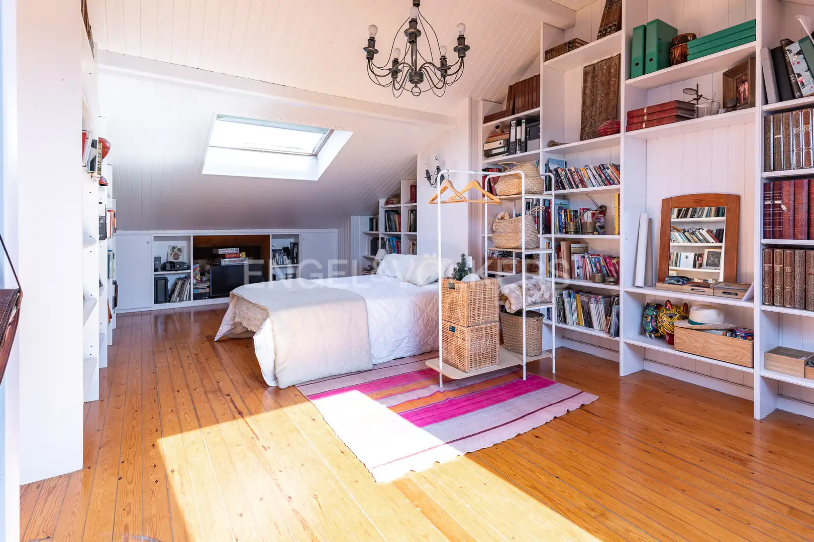 Habitación de Casa o chalet en venta en Badalona con Aire acondicionado, Calefacción y Jardín privado