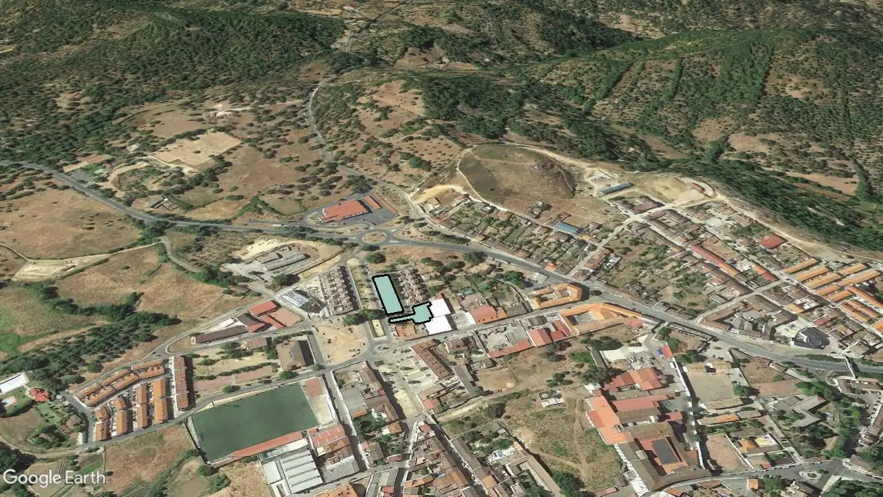 Terreni e lotti in vendita a Av Fray Alonso Giraldo, esq C/ Tomillo