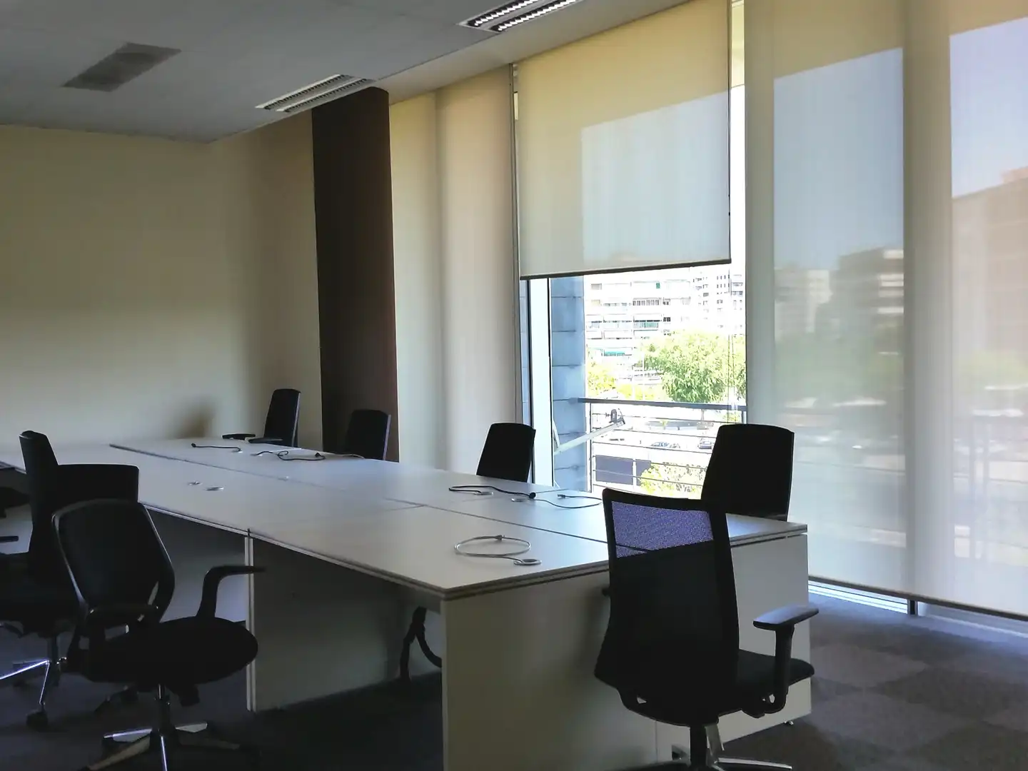 Office for rent in L'Hospitalet de Llobregat  with Air Conditioner, Heating and Terrace