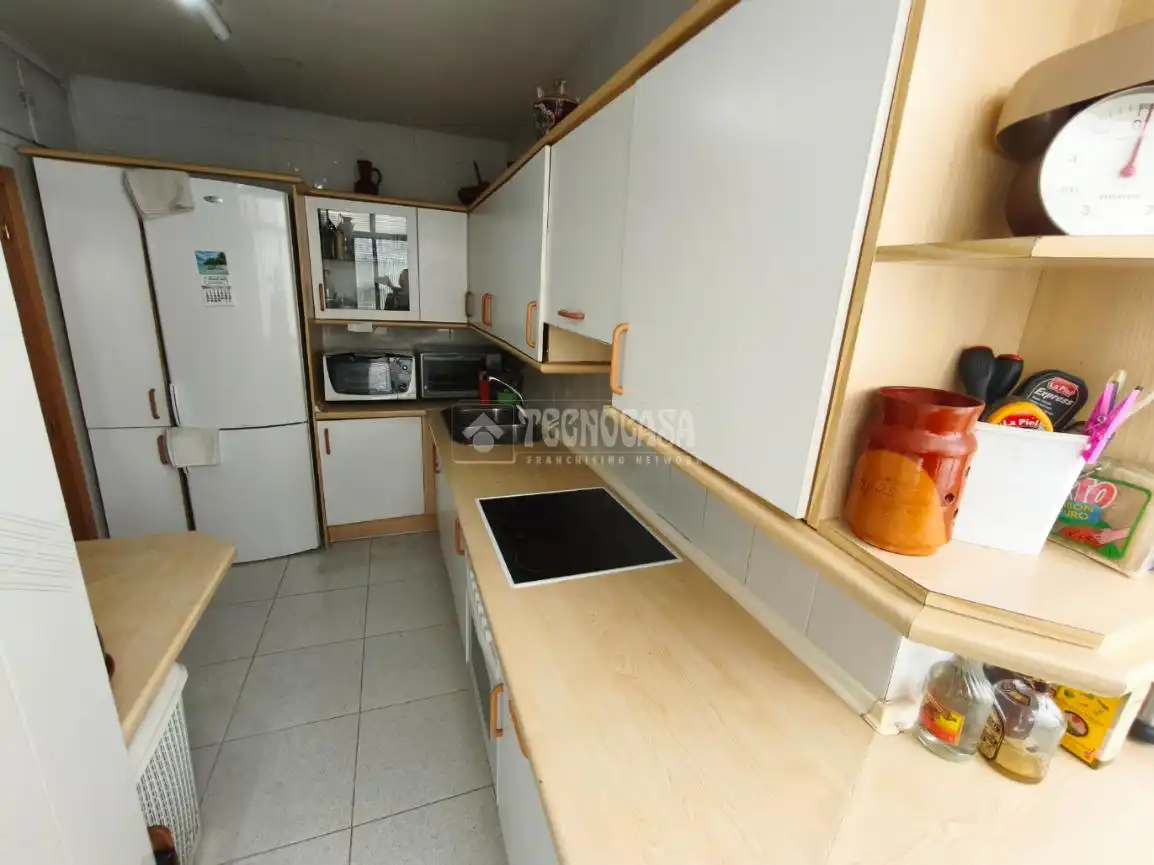 Cocina de Piso en venta en Alcorcón con Terraza