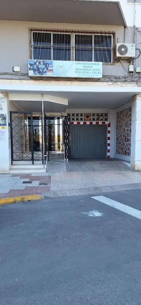 Individual en venta en Casc Urbà
