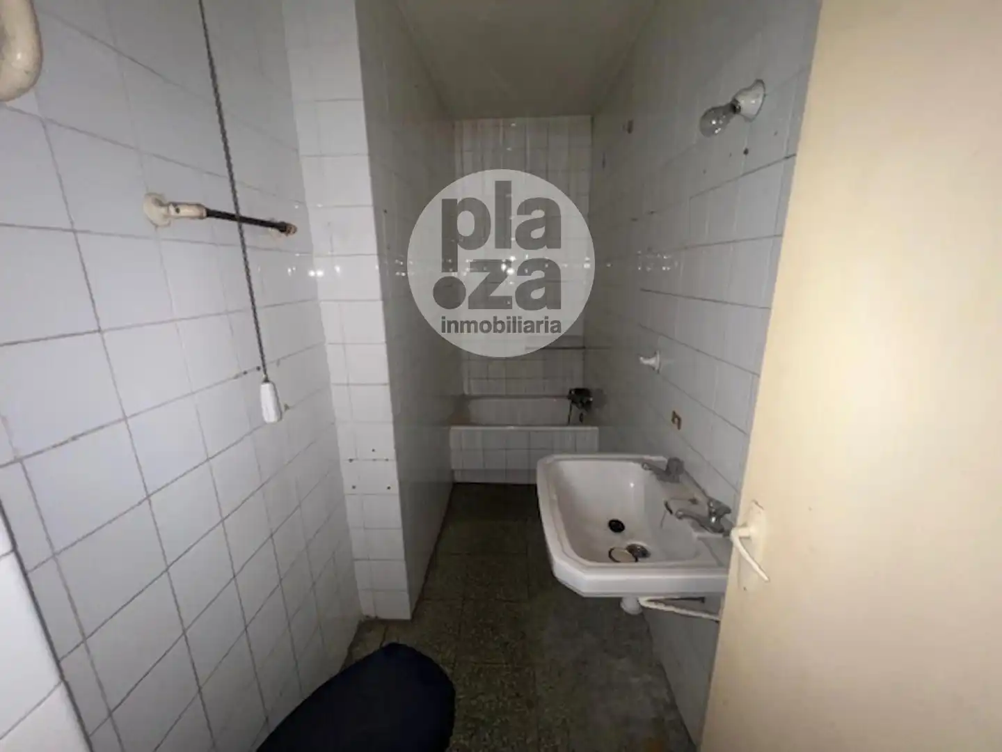 Bathroom of Flat for sale in Burgos  with Heating and Terrace