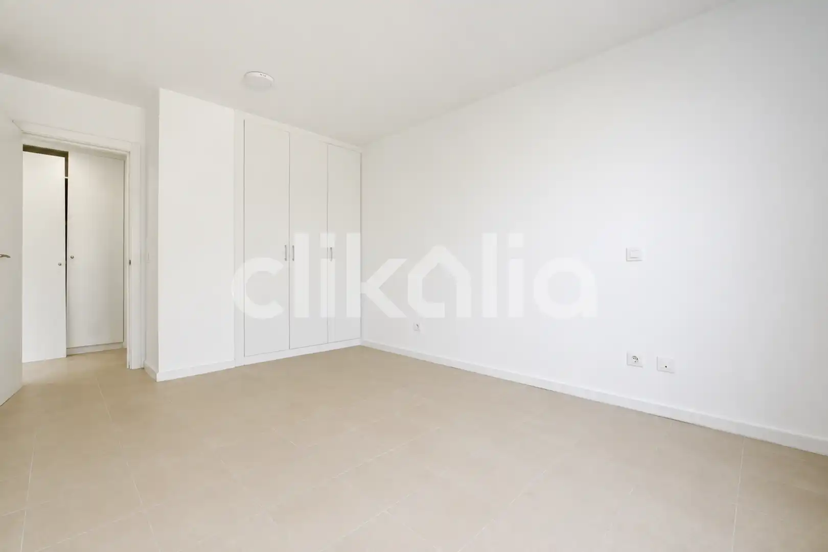Bedroom of Flat for sale in Tres Cantos  with Heating, Storage room and Swimming Pool