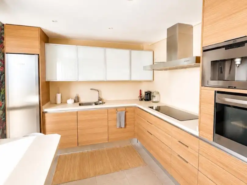 Cuina de Apartament en venda en Marbella amb Aire condicionat
