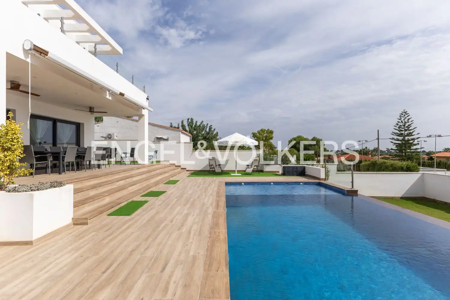 Swimming pool of Houses for sale in La Conarda - Montesano 