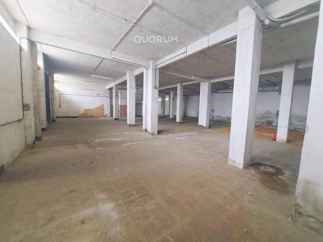 Local comercial en Alquiler en La Peña