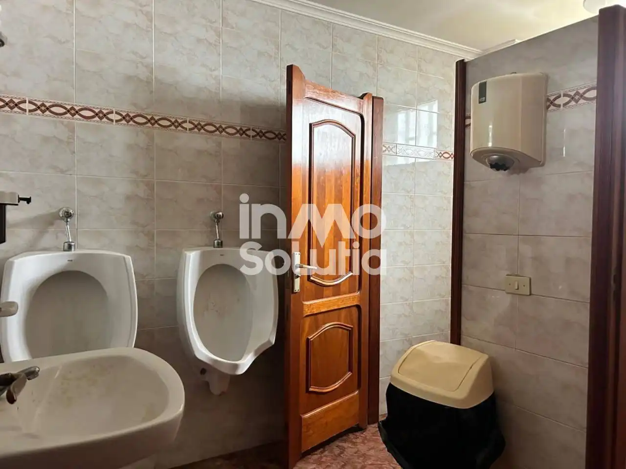 Industrial building with lift for sale in Calle Arequipa, imagen 17