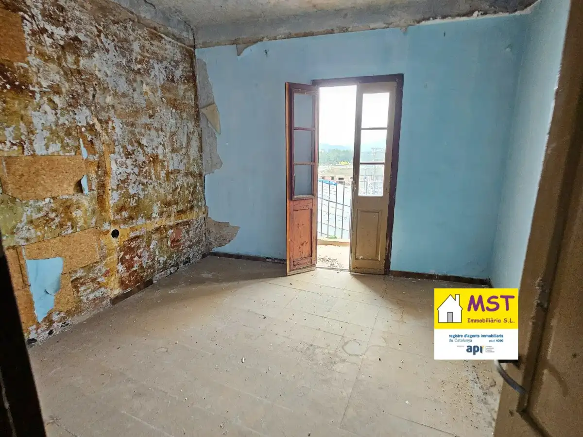 Edifici en venda a Carrer d'Angel Guimerà, Balsareny