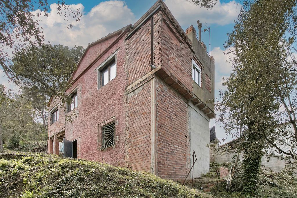 Vista exterior de Casa o chalet en venta en La Roca del Vallès