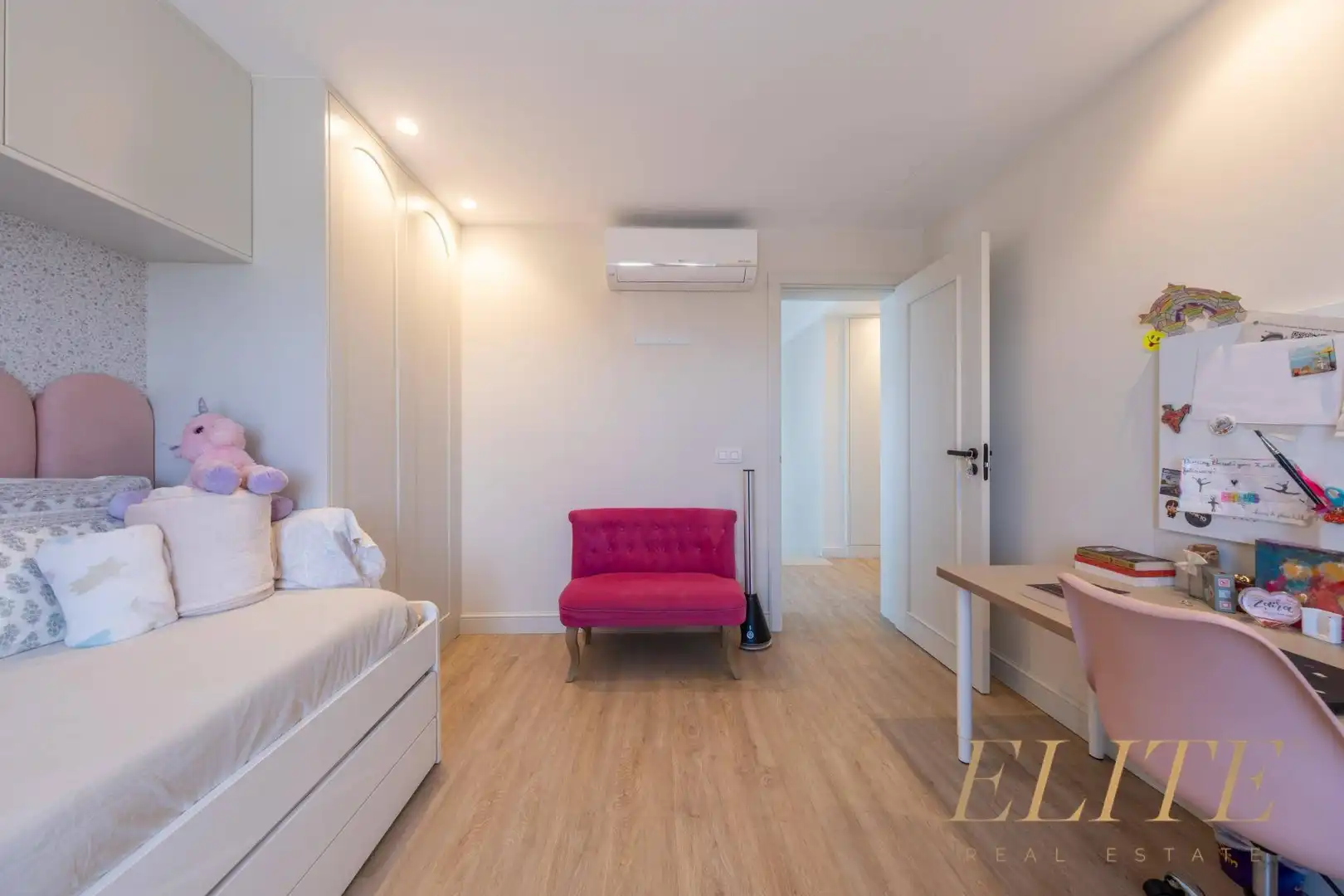 Dormitori de Casa adosada en venda en San Bartolomé de Tirajana amb Aire condicionat, Jardí privat i Terrassa