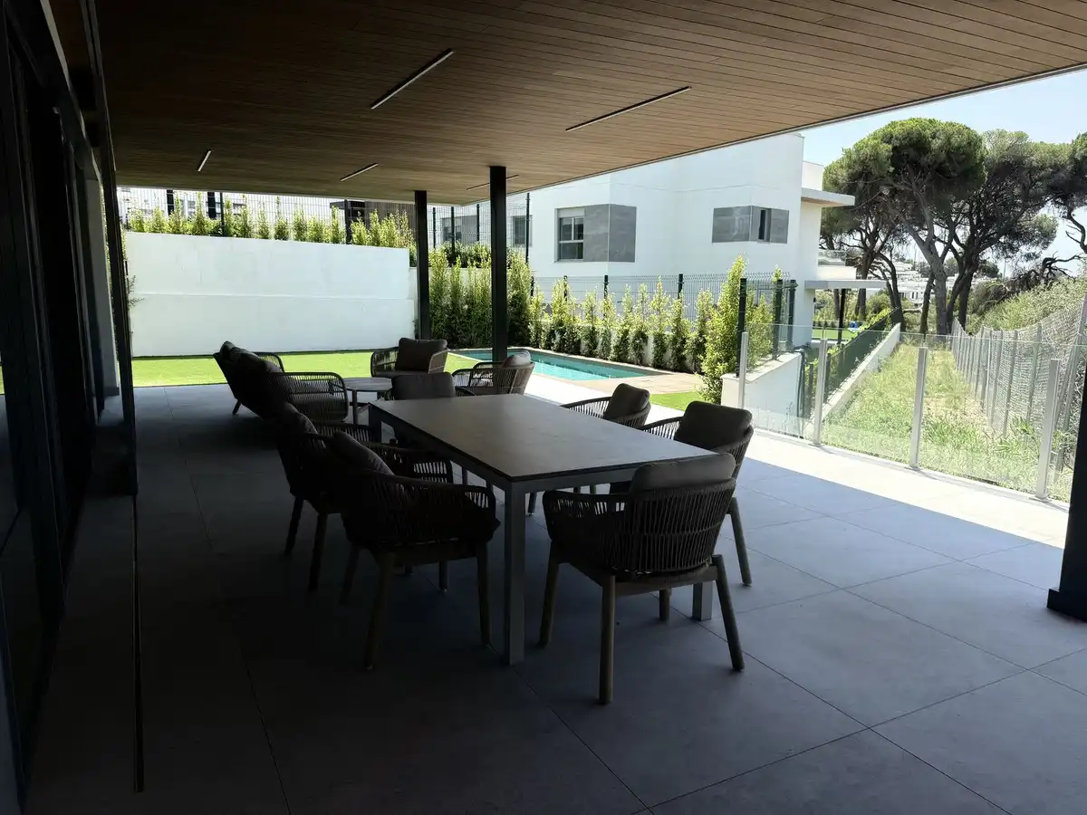 Terrassa de Pis en venda en Marbella amb Aire condicionat, Terrassa i Traster