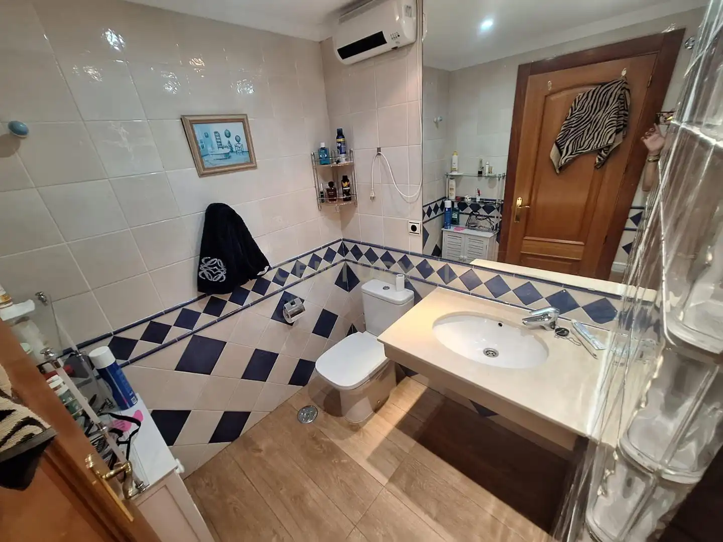 Baño de Casa adosada de alquiler en Marbella con Aire acondicionado, Trastero y Piscina