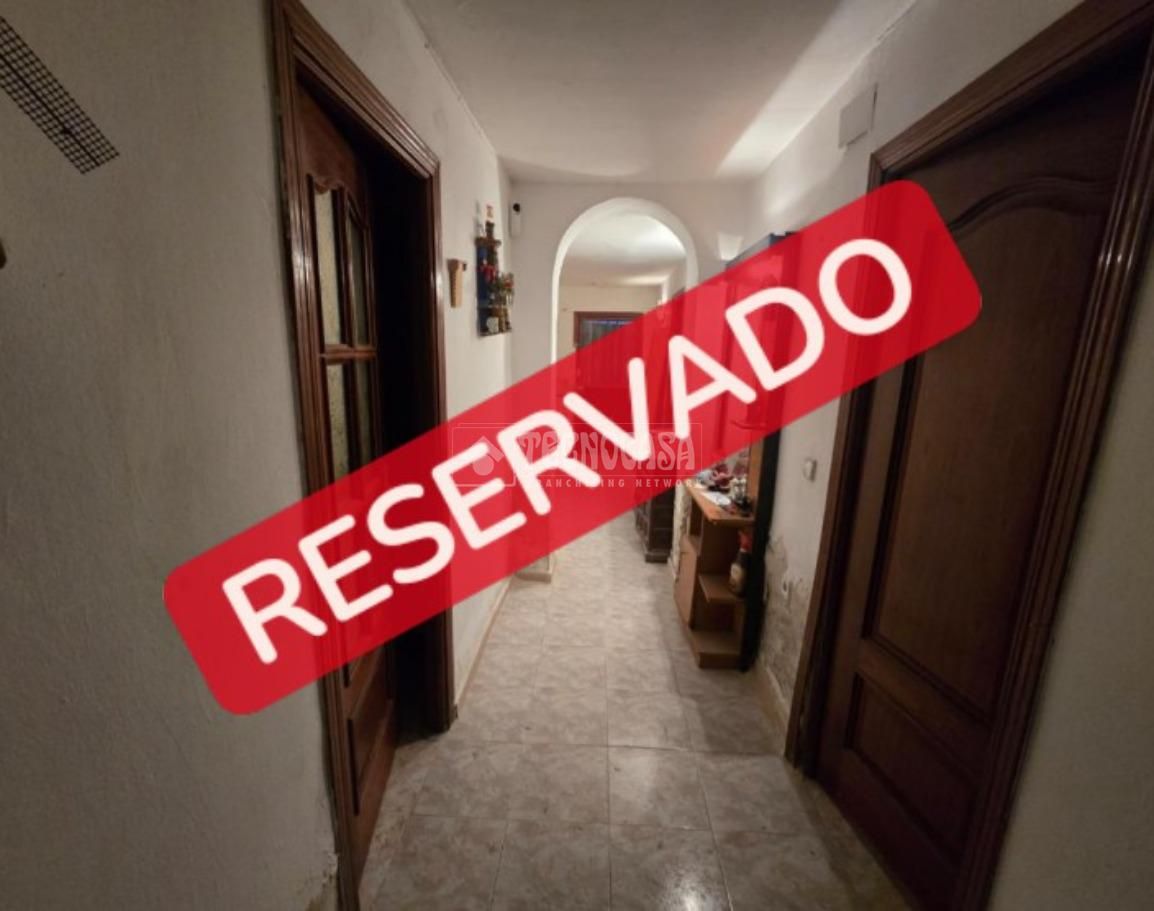 Single-family semi-detached for sale in Ciudad 70