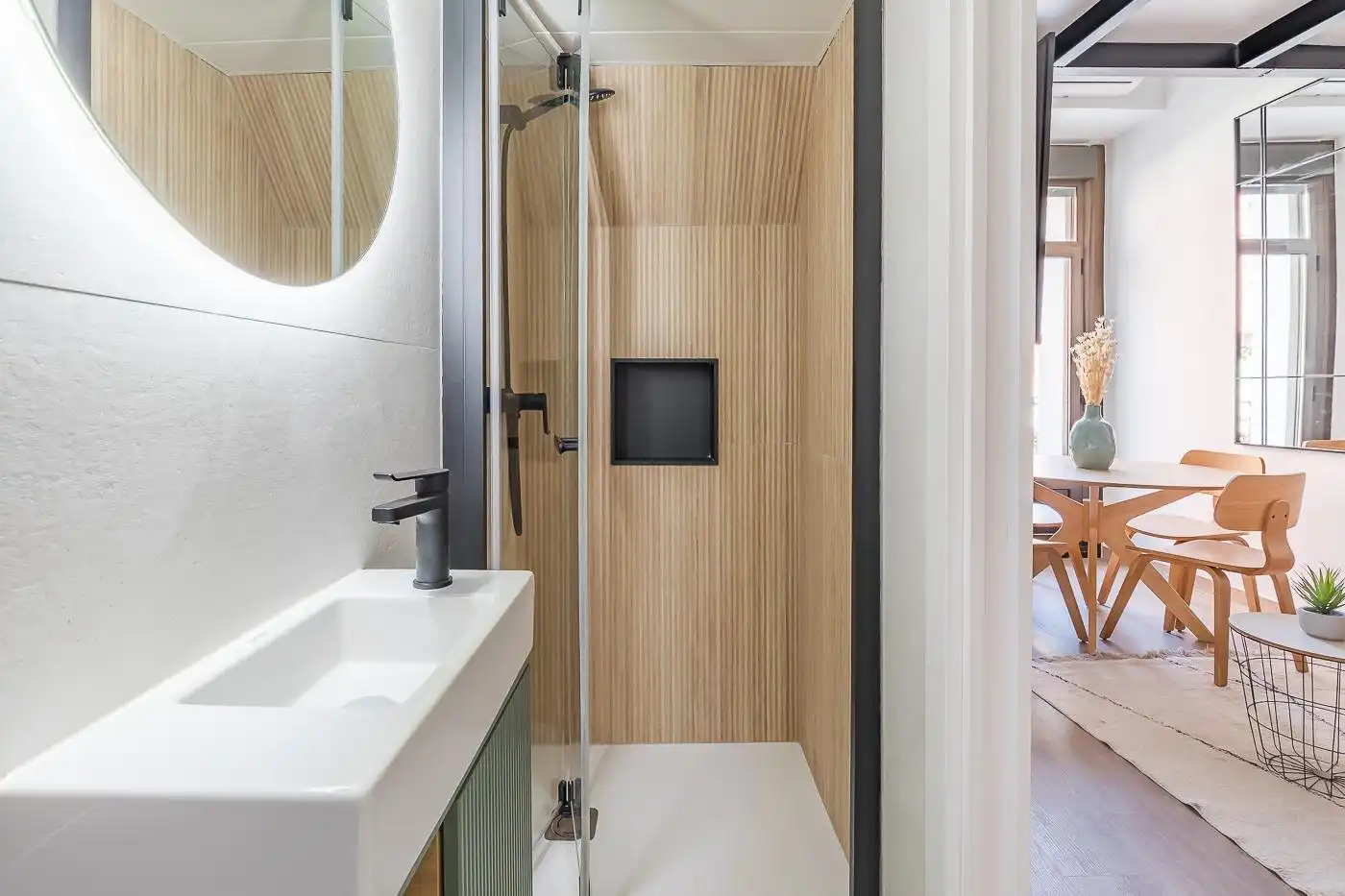 Baño de Apartamento de alquiler en Madrid con Aire acondicionado, Calefacción y Amueblado