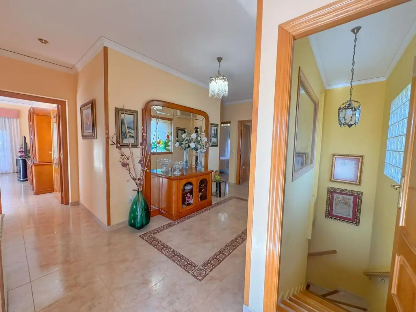 Detached house with pool for sale in Calle d'Isa Tròlec 8, imagen 4