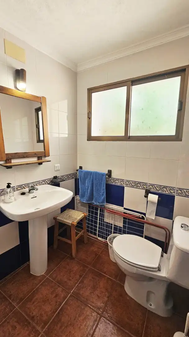 Bany de Casa o xalet en venda en Aroche amb Jardí privat i Traster