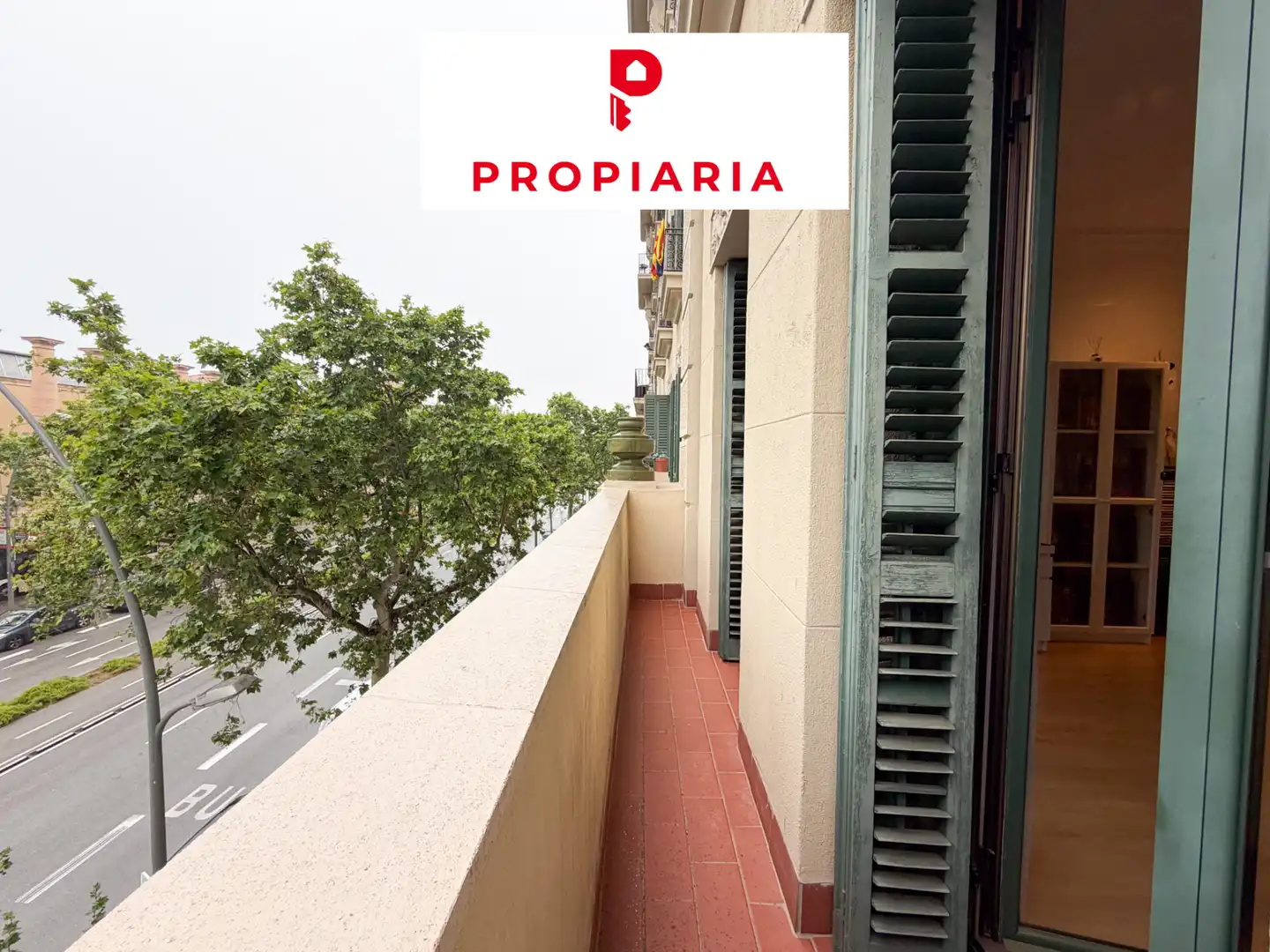 Vista exterior de Piso en venta en Barcelona con Aire acondicionado, Calefacción y Parquet