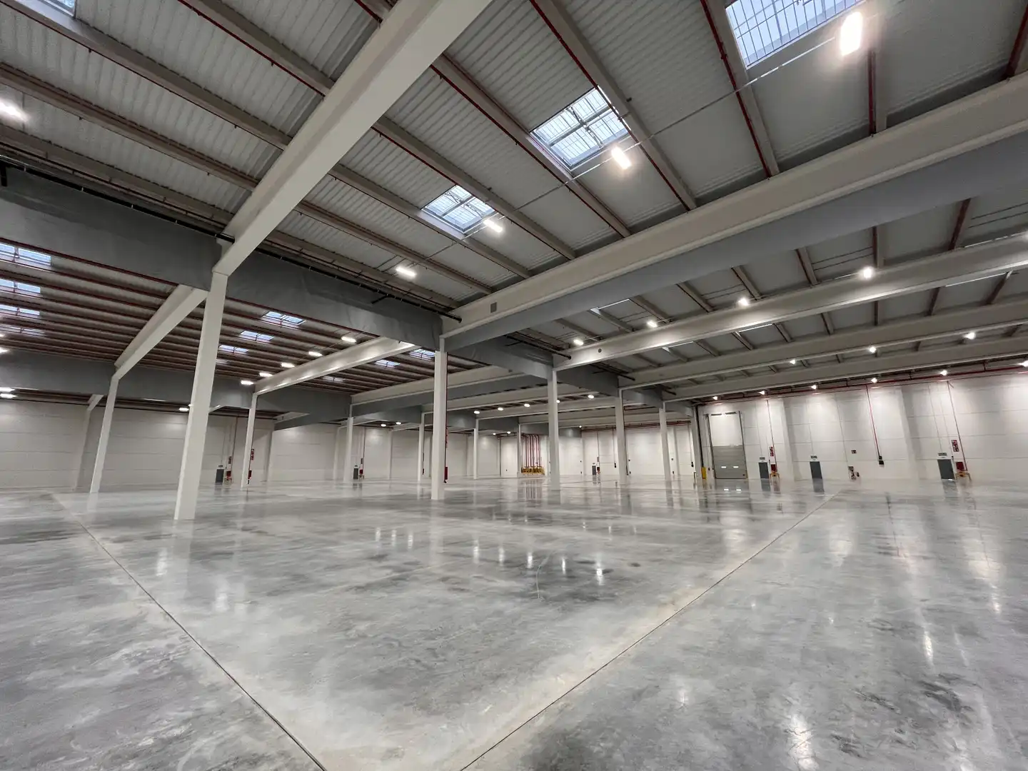 Nave industrial de alquiler en Carrer de les Borges Blanques, Caldes de Montbui