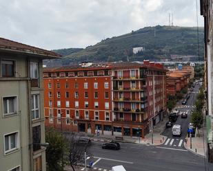 Exterior view of Flat to rent in Bilbao   with Balcony