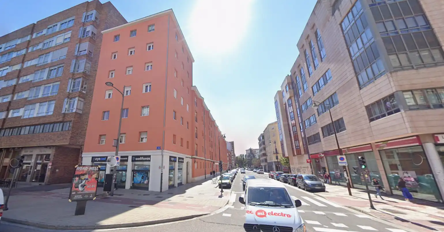 Vista exterior de Casa o chalet en venta en Burgos