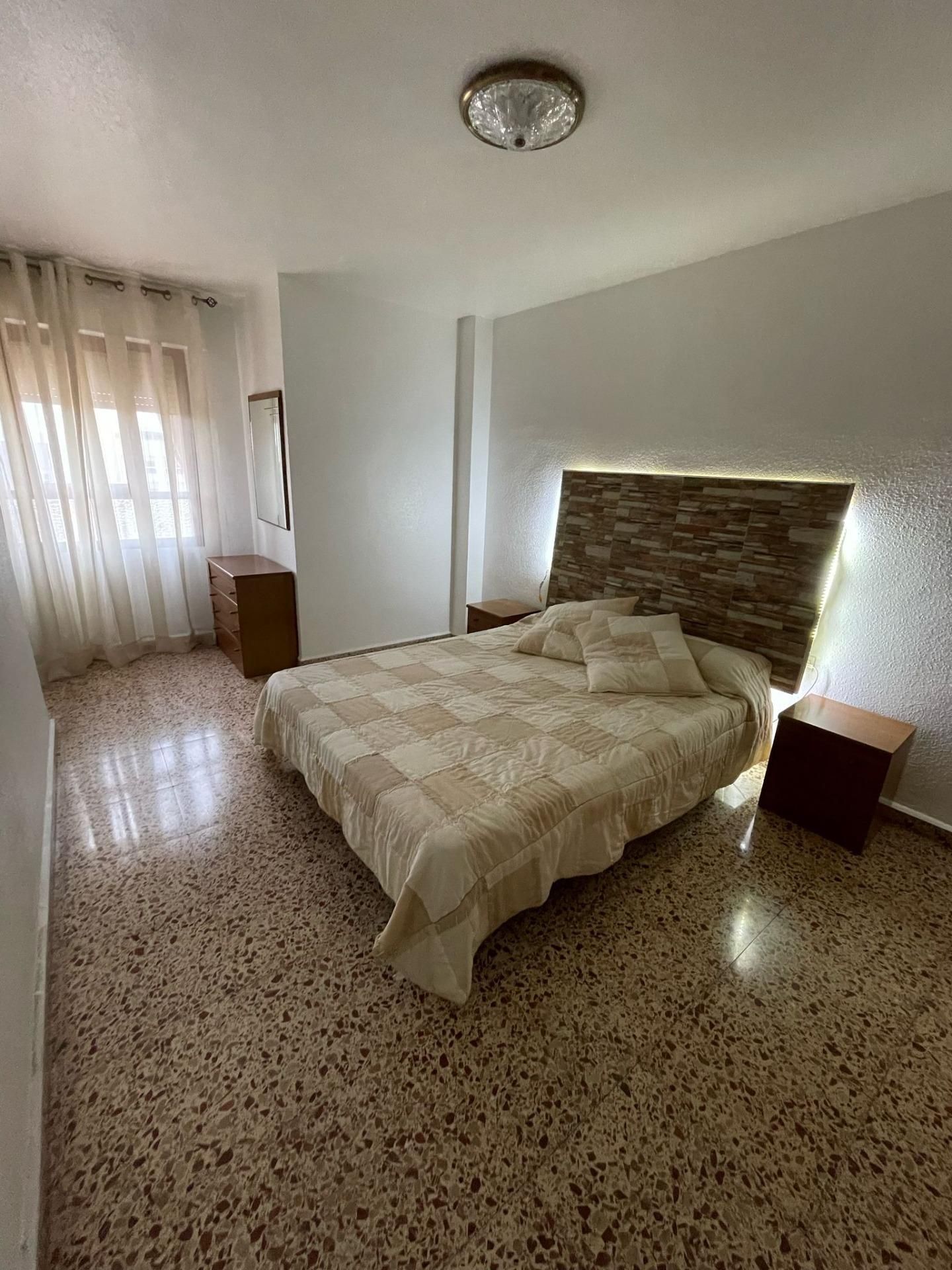 Dormitori de Pis en venda en Elche / Elx amb Jardí privat i Balcó