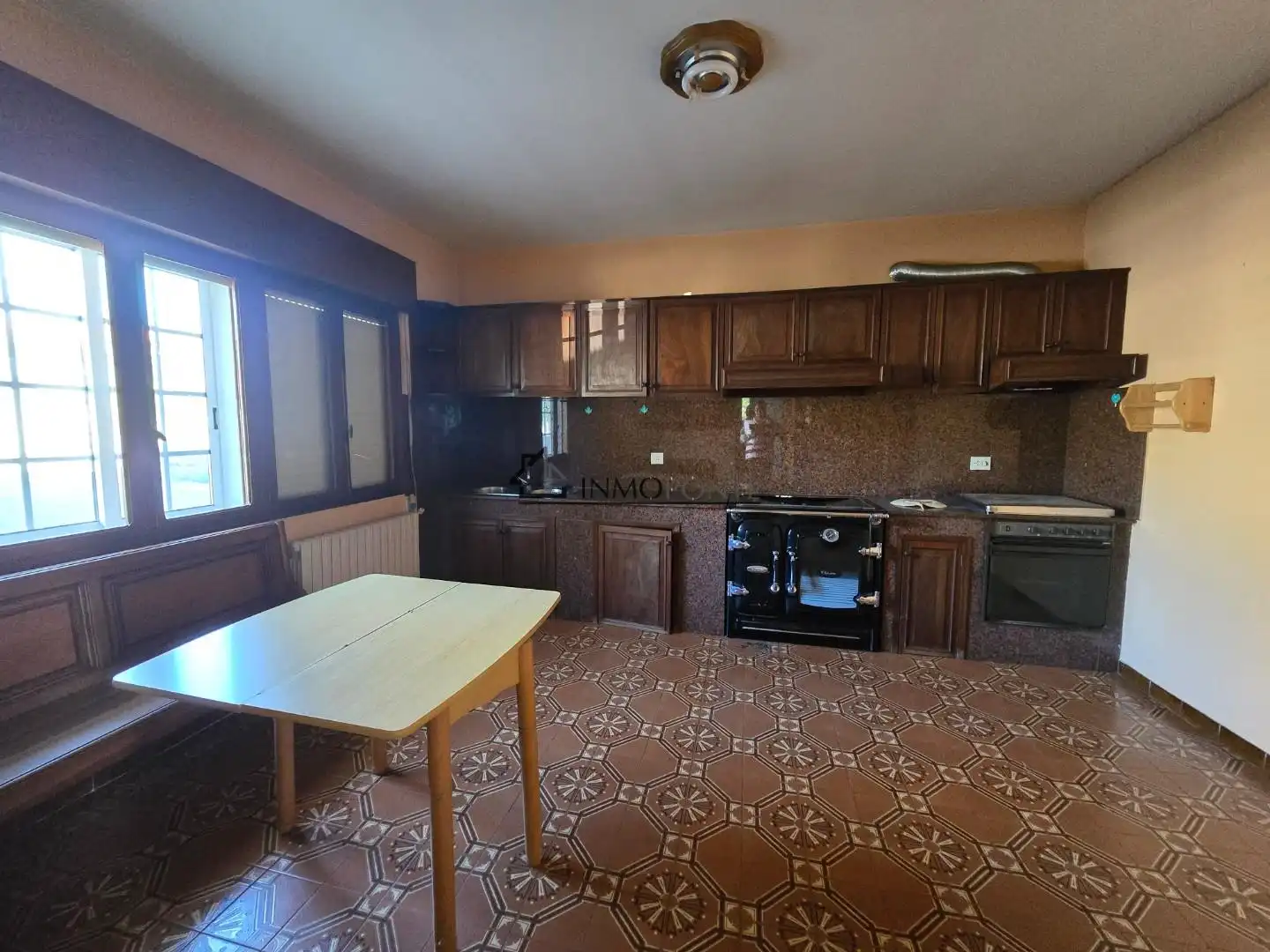 Cuina de Casa o xalet en venda en Moraña amb Jardí privat
