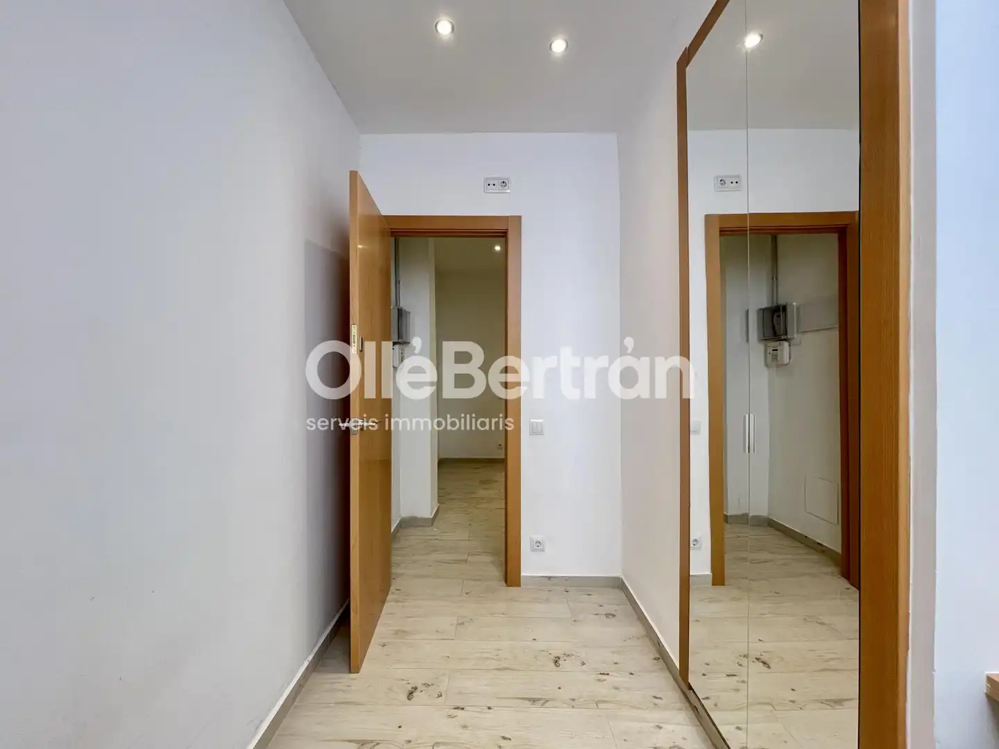 Oficina de alquiler en L'Hospitalet de Llobregat