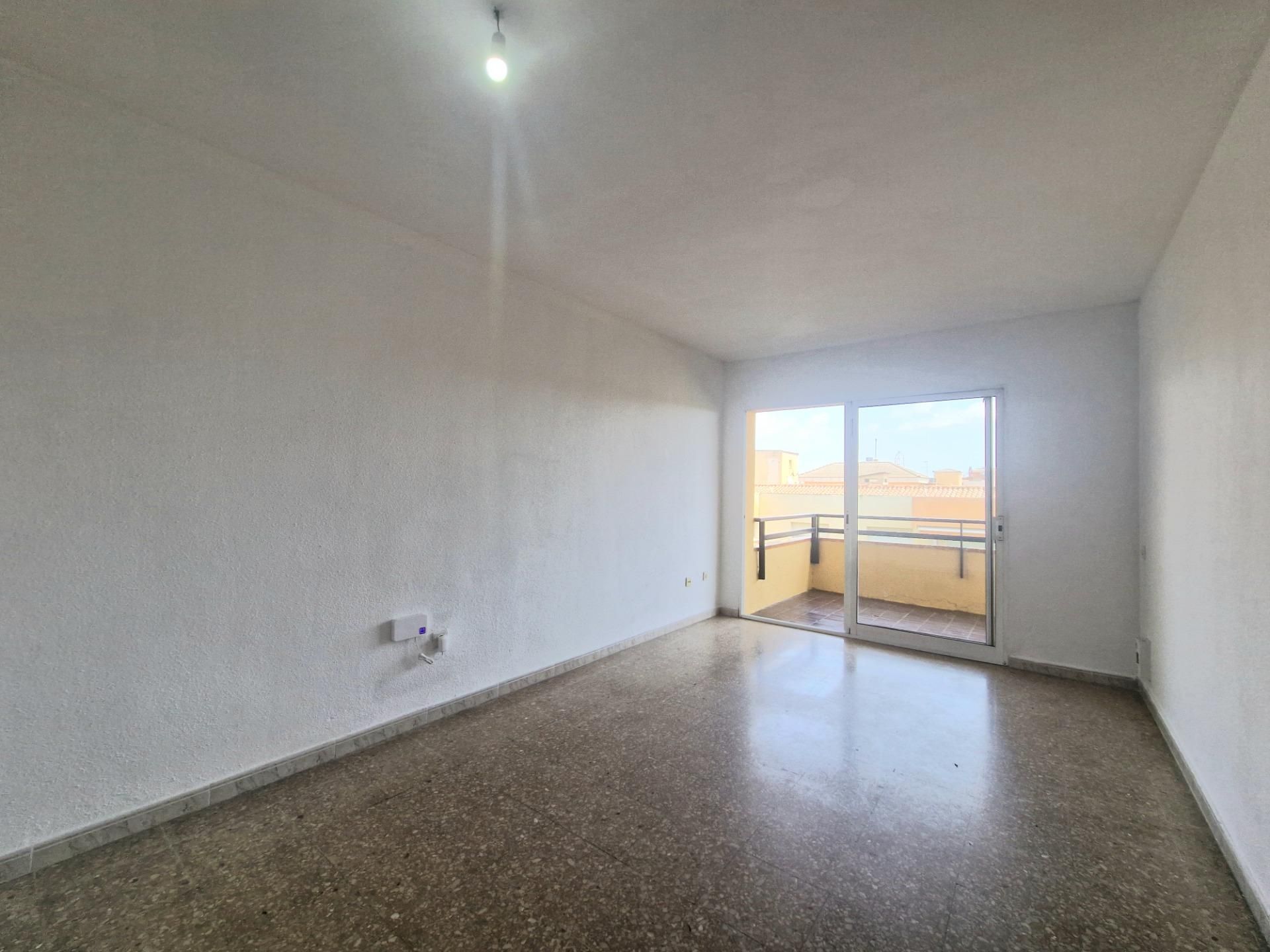 Sala d'estar de Pis en venda en Salou amb Calefacció, Terrassa i Balcó
