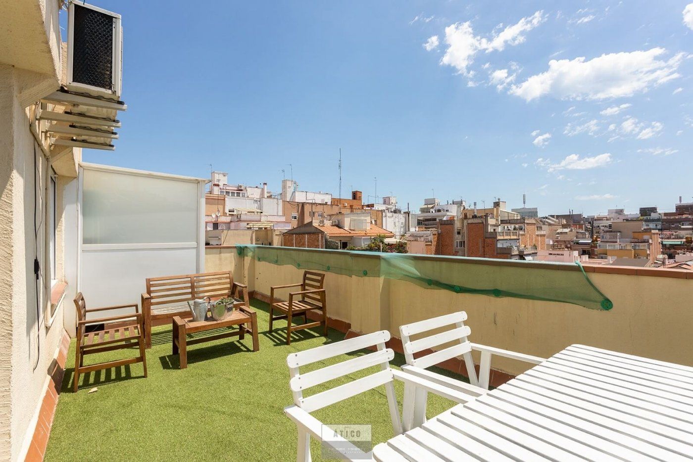 Terraza de Ático de alquiler en  Barcelona Capital con Aire acondicionado y Terraza